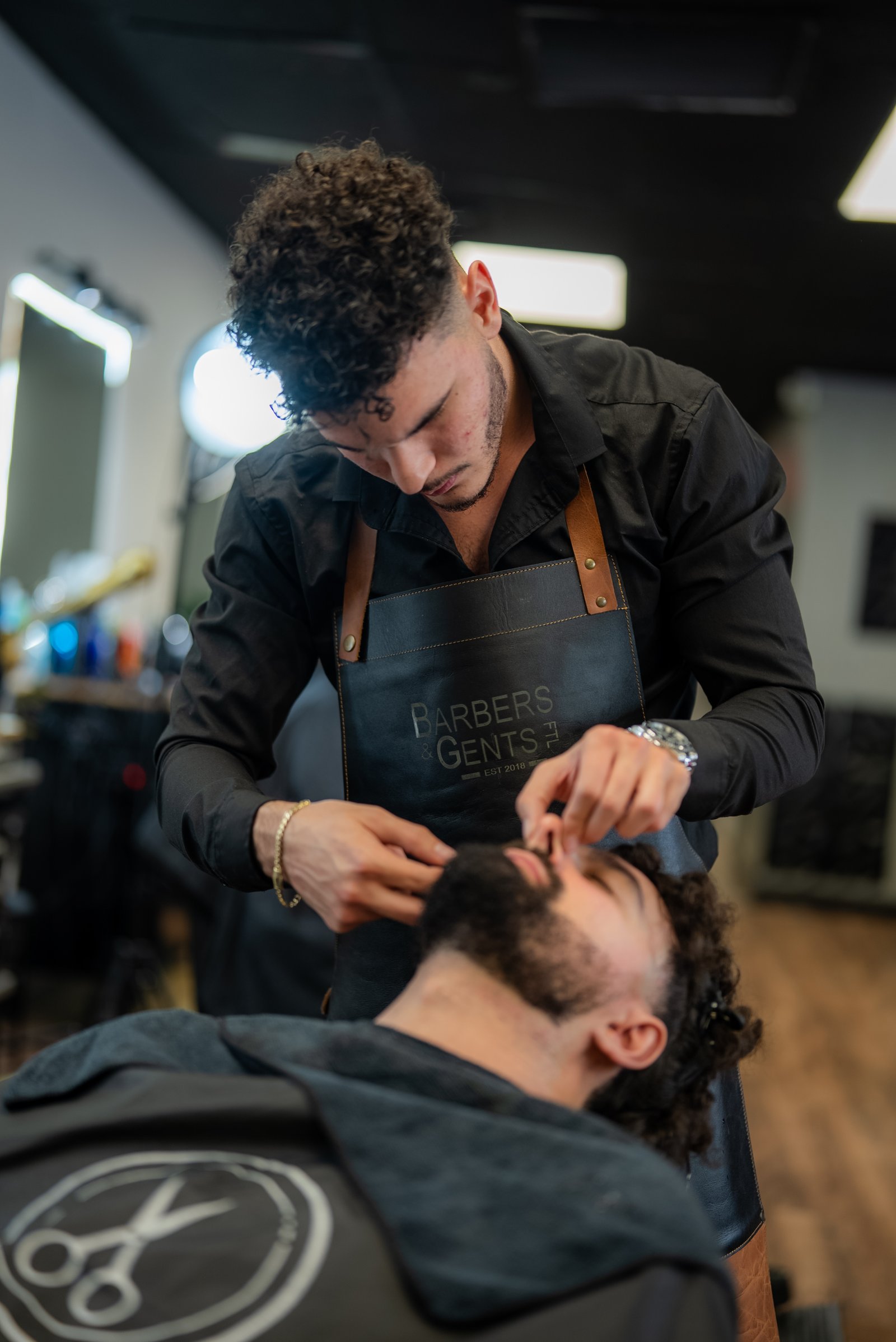 Alexander di' Ferrer trabajando